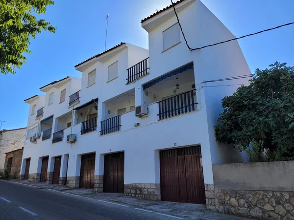 Casa de pueblo en Calle Ismael Pulido, 19 - Foto 1