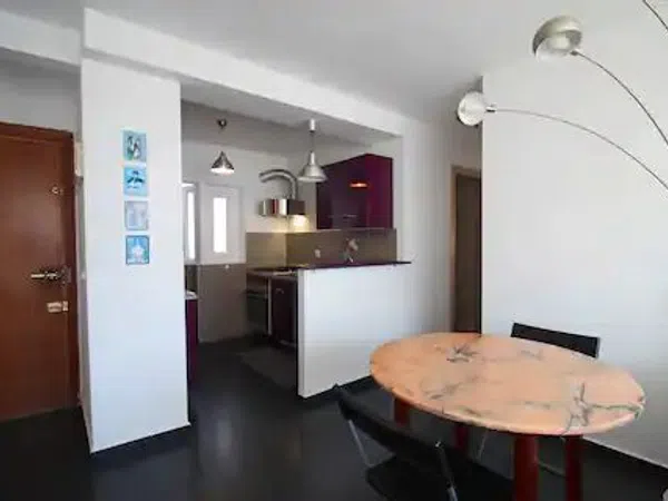 Piso en calle Numancia, 3