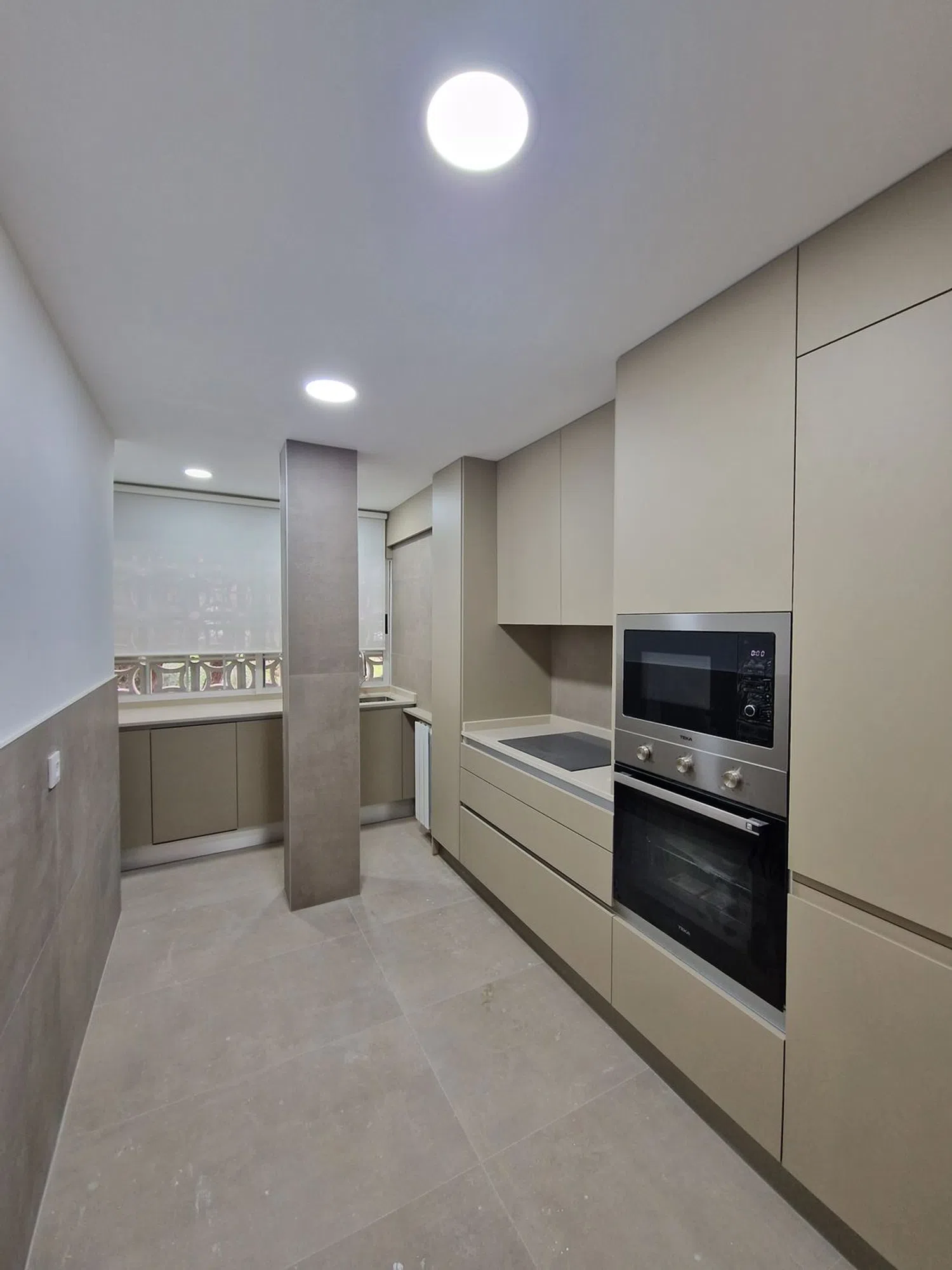 Piso en avenida de Ramón y Cajal, 101 - Foto 2