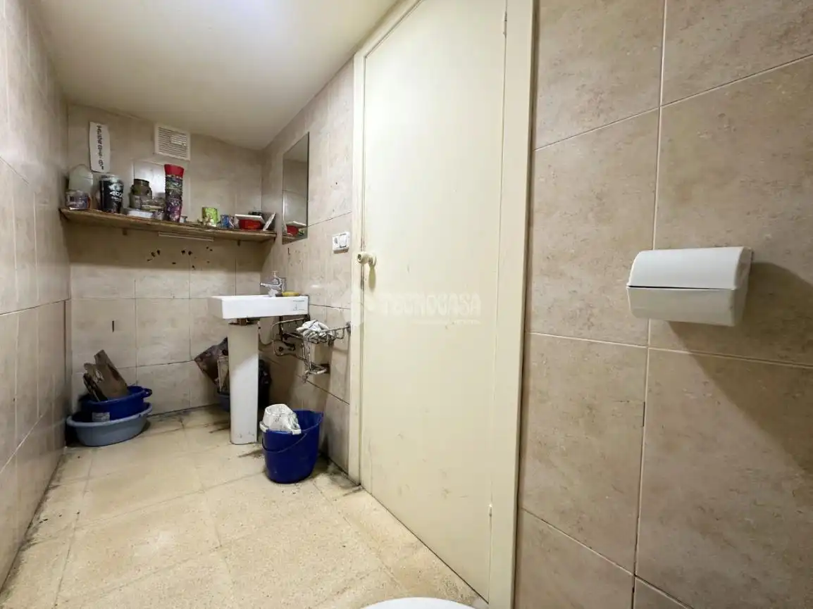 Local comercial en Sant Boi de Llobregat - Foto 8
