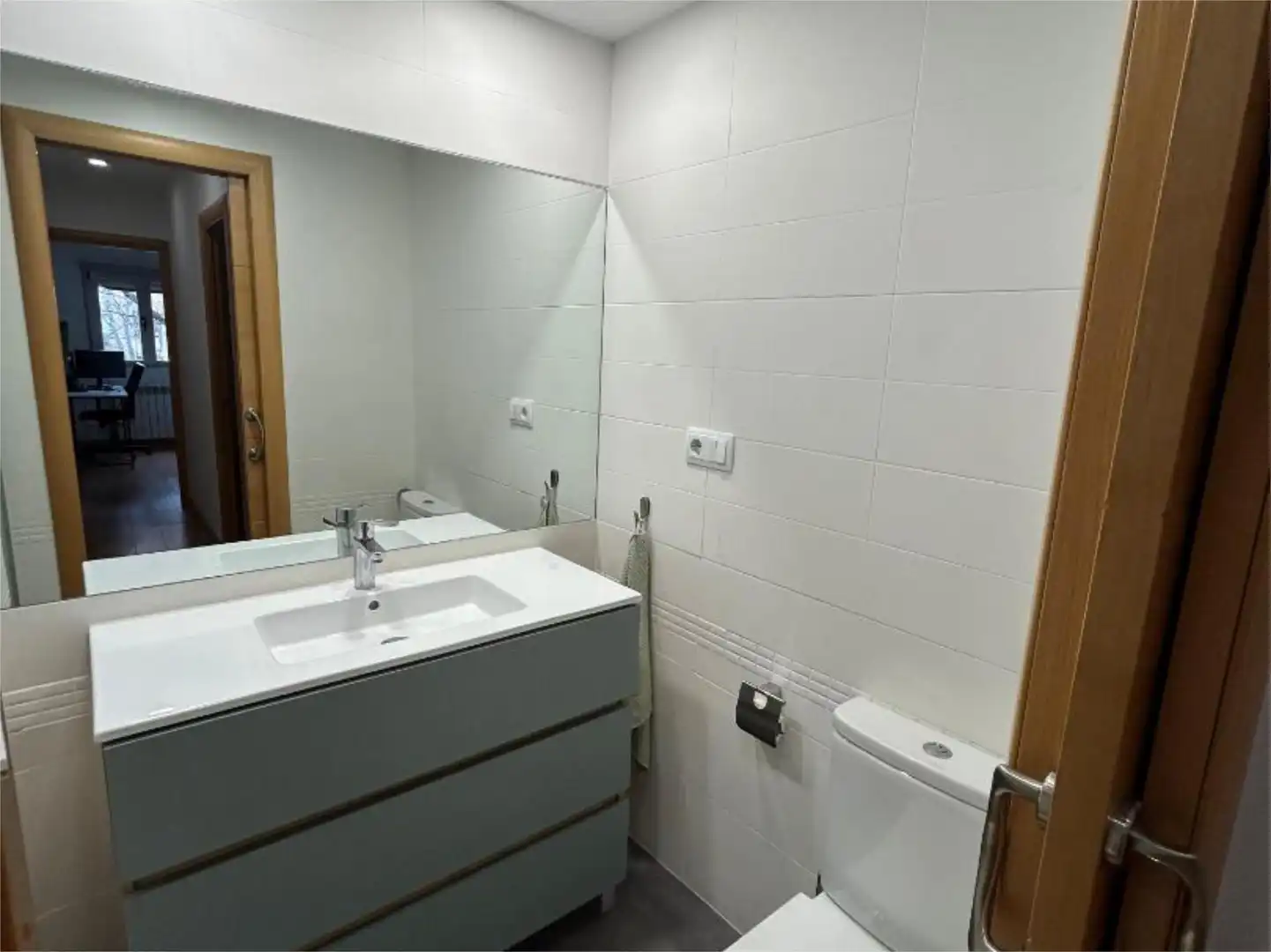 Piso en  Calle de Fermín Caballero 89 - Foto 17