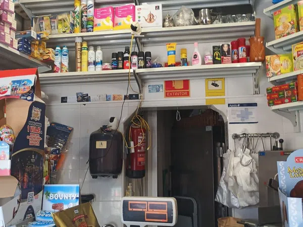 Local en Supermercado, tienda de alimentación en Calle d'Ausiàs Marc, Progrés-Pep Ventura - Foto 16