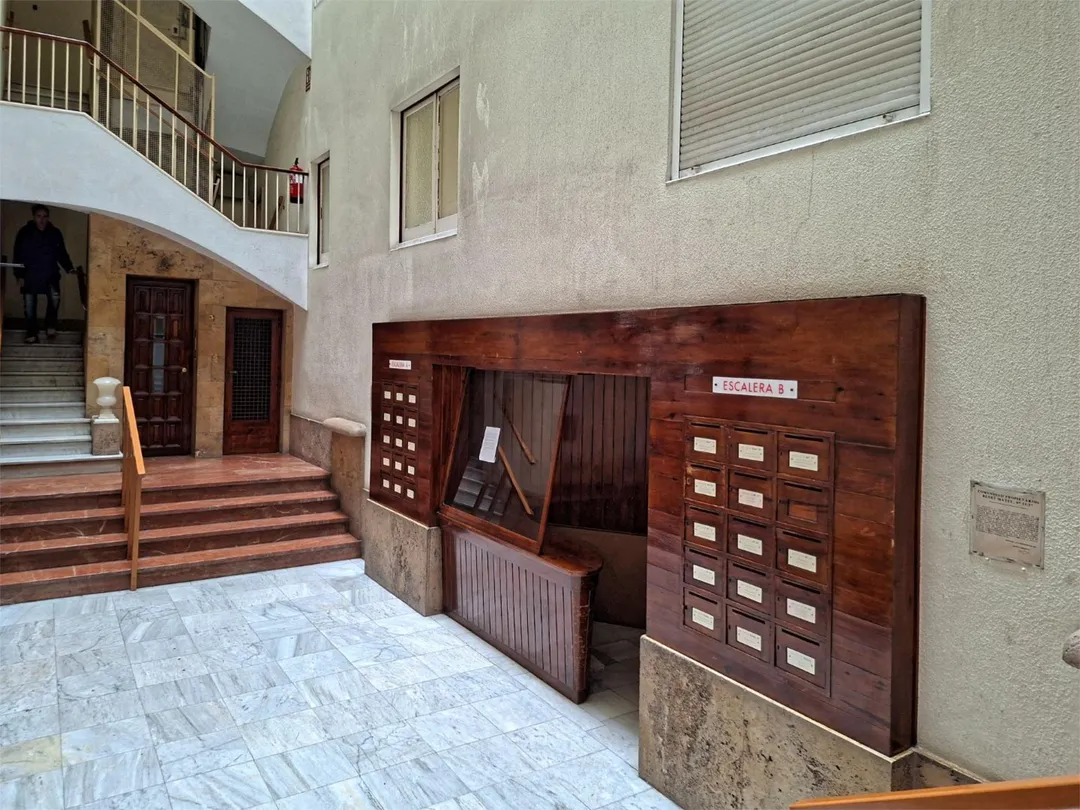 Piso en  Carrer de Benet Mateu 55 - Foto 2