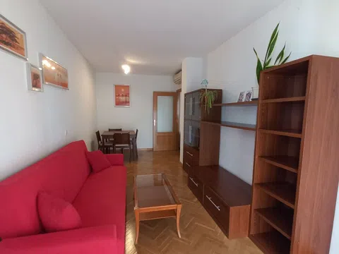 Piso en calle Algodonales, 49