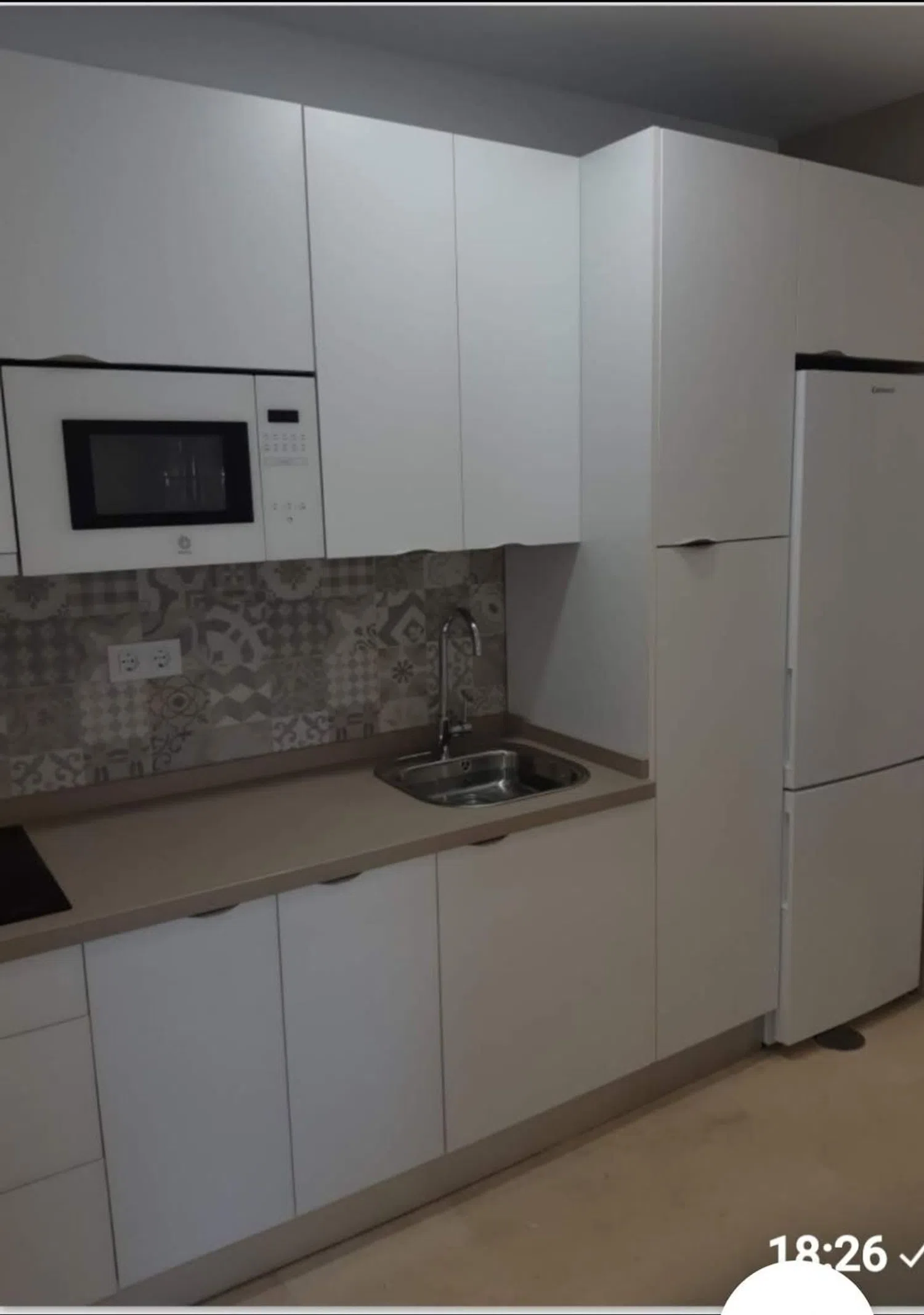 Estudio en avenida de la República Argentina, 43 - Foto 7