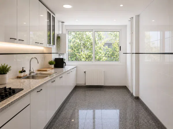 Piso en Avenida de Josep Tarradellas, 60 - Foto 1