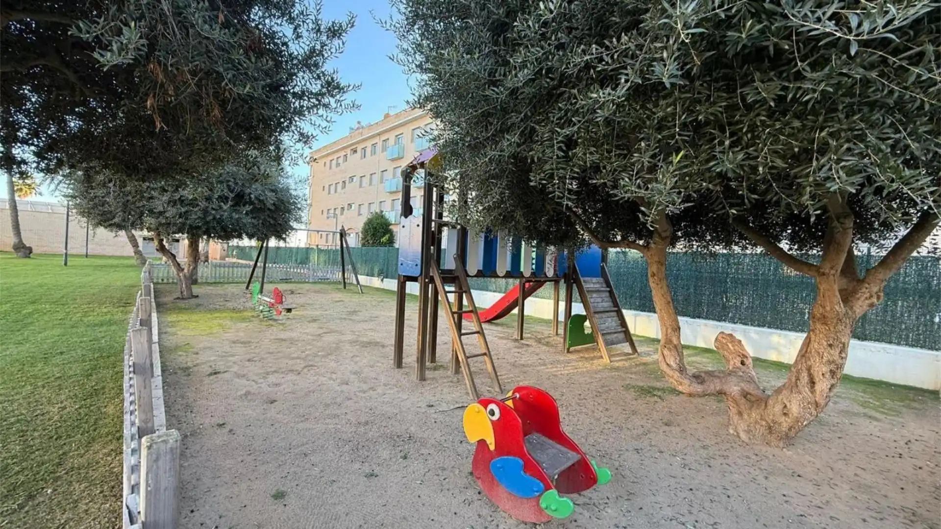 Piso en  Carrer de Rafael Casanova 24 - Foto 24