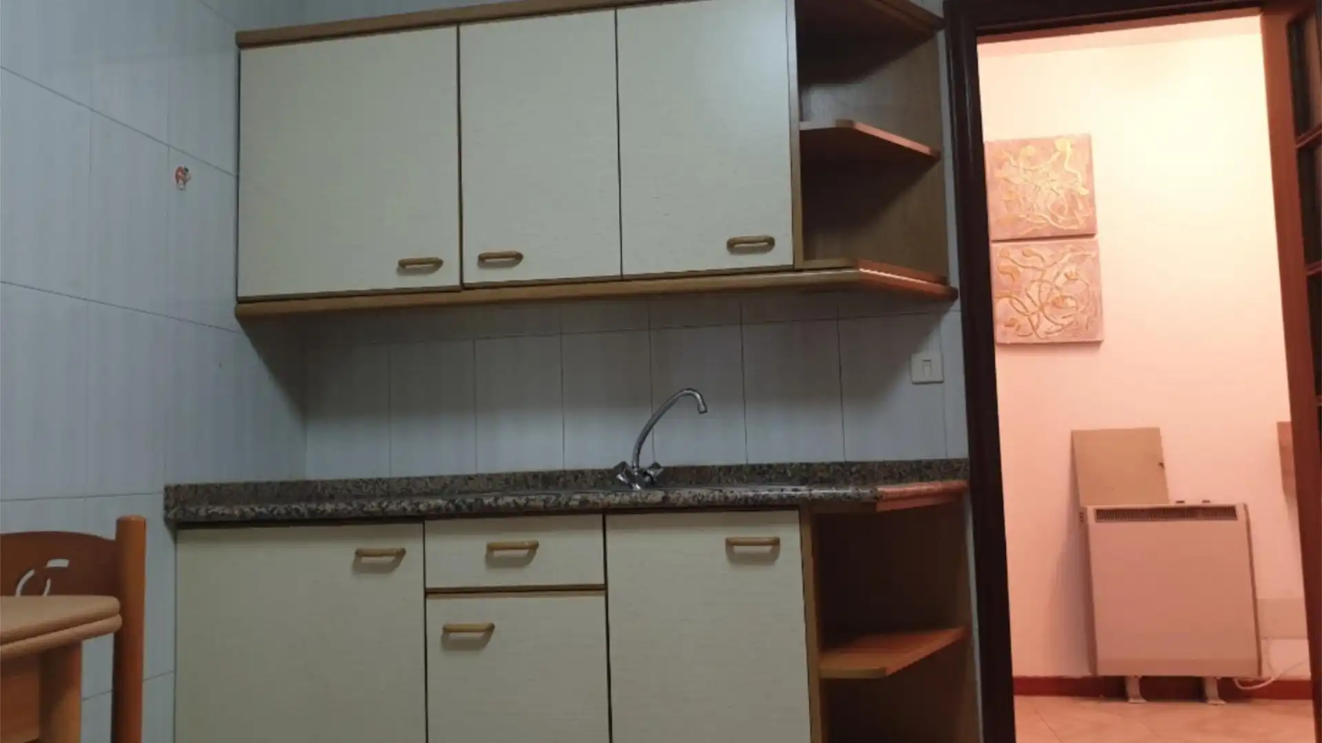 Piso en  Avenida Rosalía de Castro 78 - Foto 3