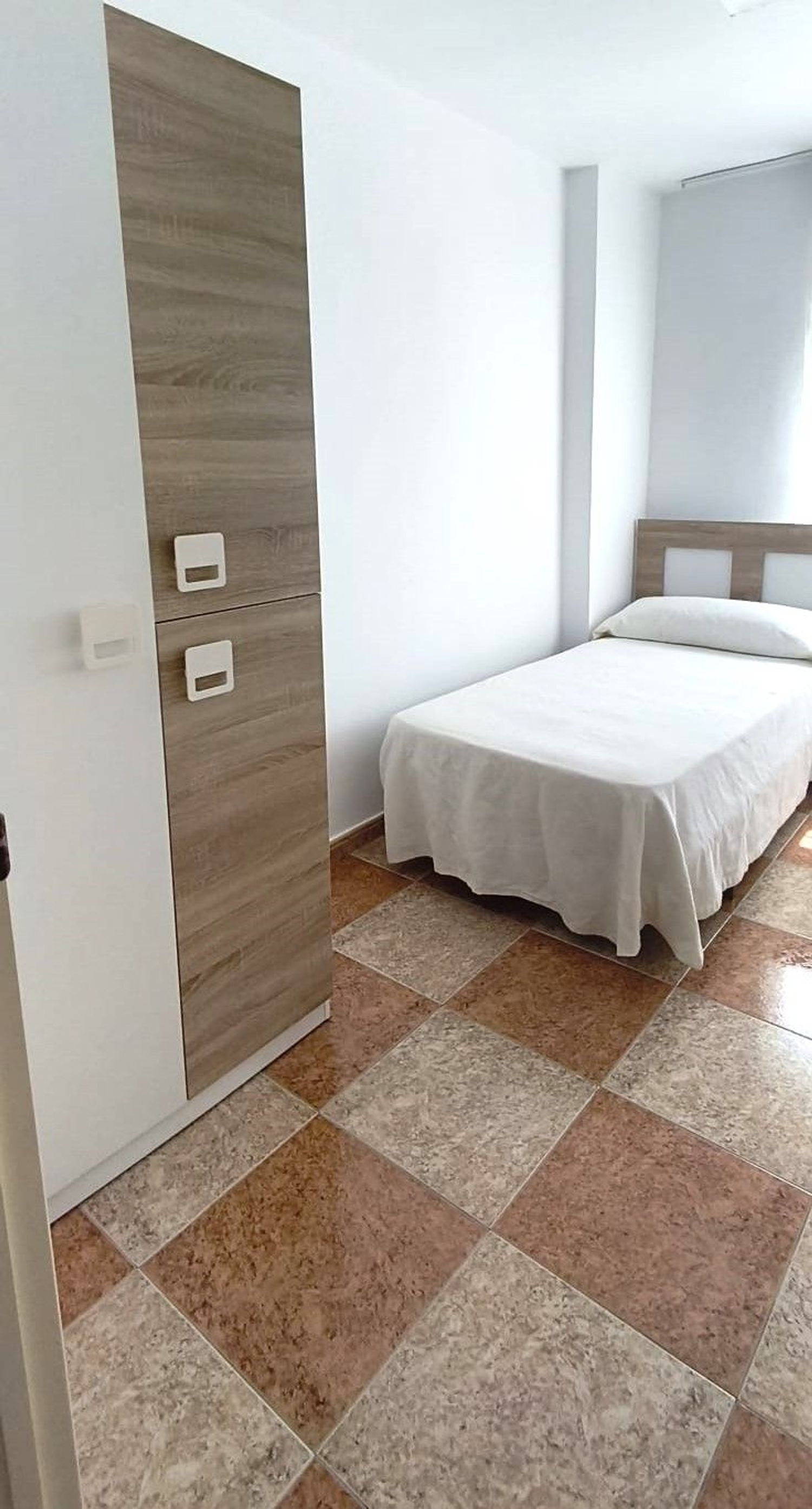 Piso en Plaza Valentin Ortigosa, Los Guindos - Parque Mediterráneo - Santa Paula - Foto 18