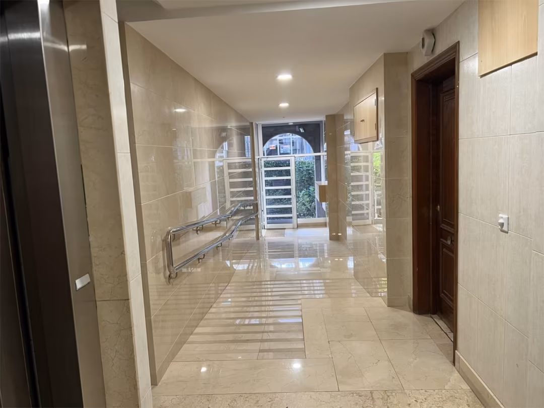 Piso en  Avenida de Rosalía de Castro 36 - Foto 17