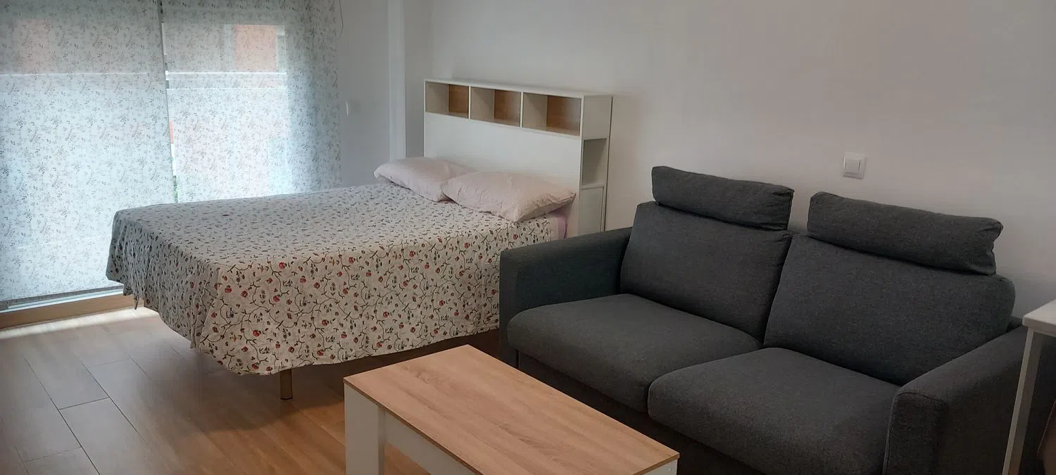 Estudio en avenida Juan Carlos I, 52 - Foto 2