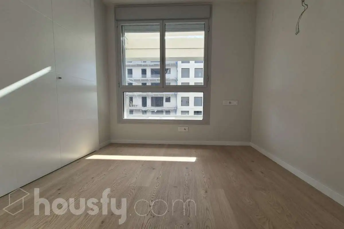 Piso en  Avinguda de Clara Campoamor . - Foto 8