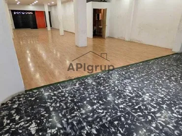 Local comercial en Sabadell - Foto 2
