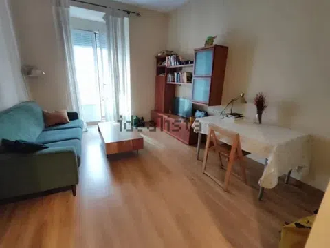 Piso en calle del Gobernador, 25