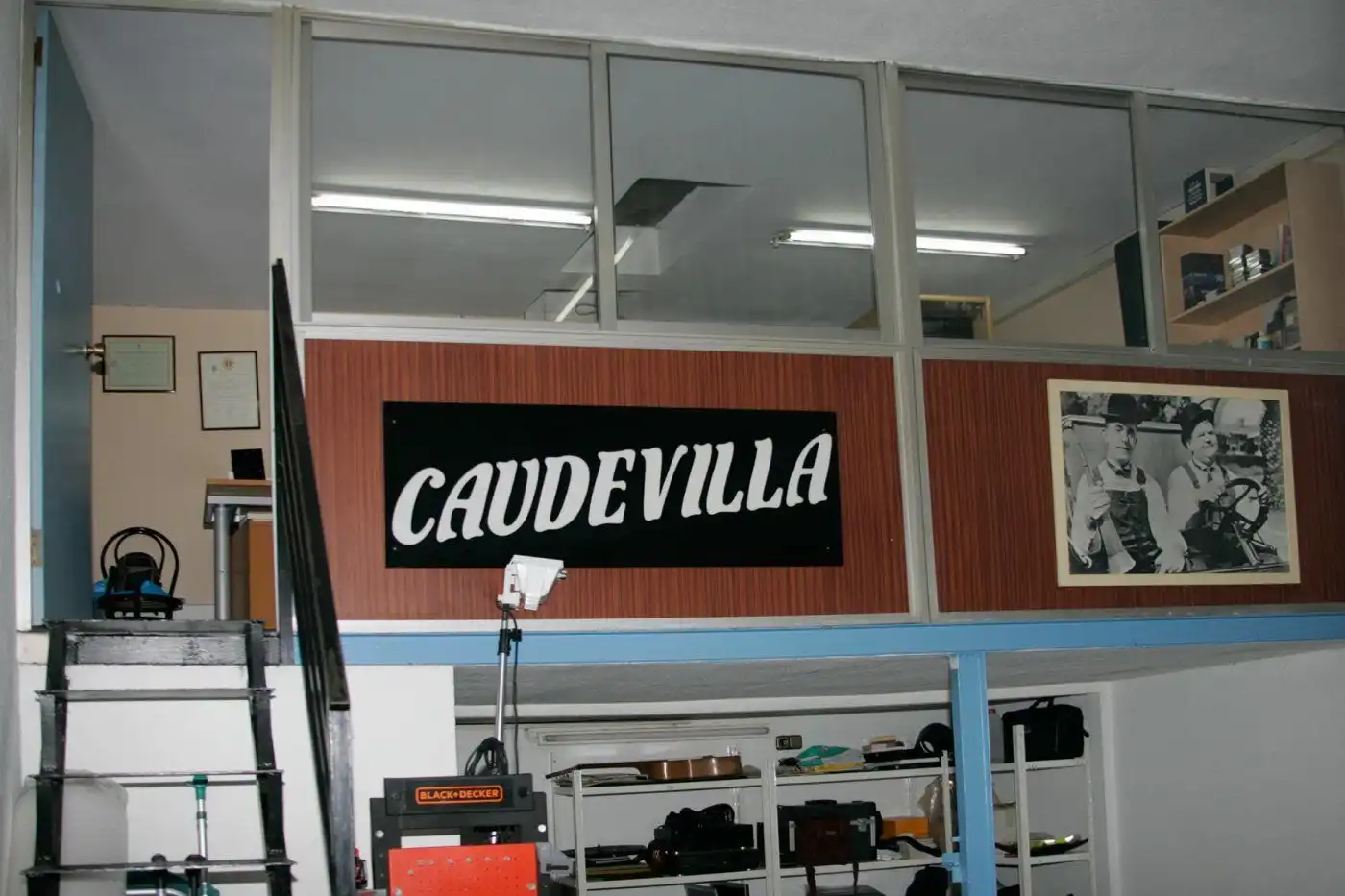 Local comercial en  Calle DEMOSTENES DE - Foto 8