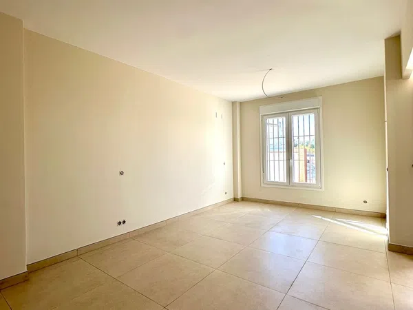 Chalet adosado en Avenida del Valle, 85 - Foto 5