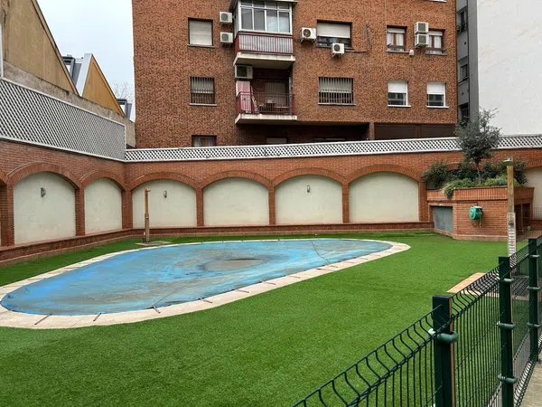 Piso en calle de Aldea del Fresno, 25