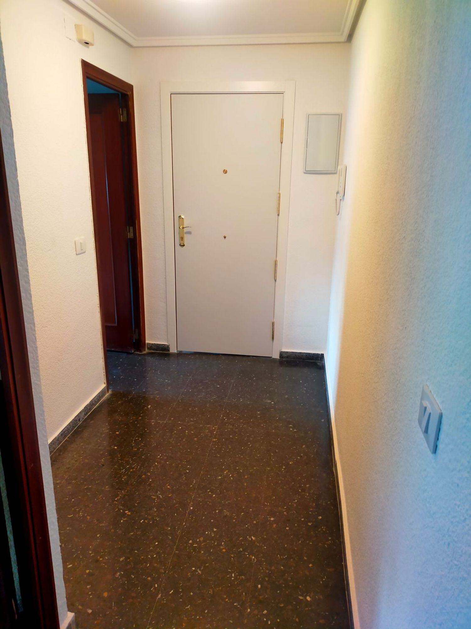 Piso en Calle del Riu Nervión - Foto 6