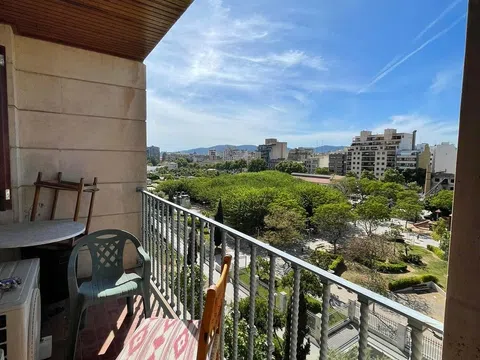 Piso en Marquès de Fontsanta, 44