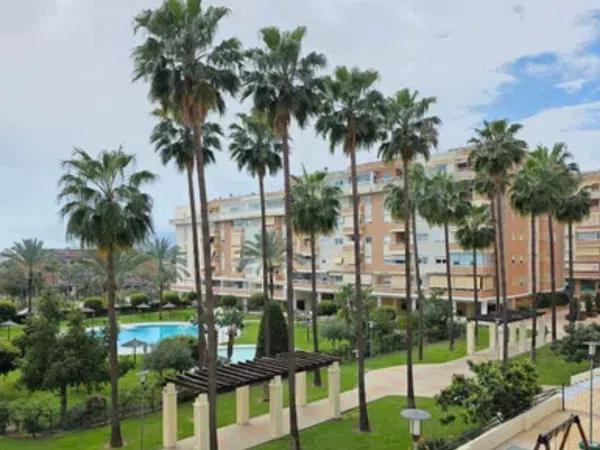 Piso en avenida del Editor Ángel Caffarena, 29 - Foto 1