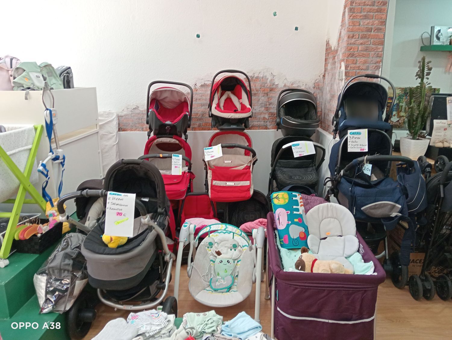 Tienda en traspaso en Calle Cap de Creus, 35 - Foto 5