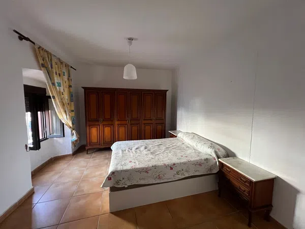 Chalet adosado en Valverde, 65 - Foto 1