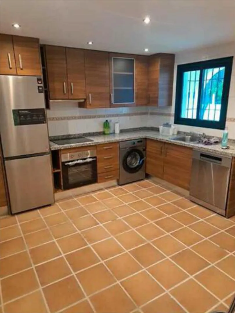 Chalet en El Goleto - Foto 4