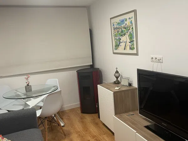 Estudio en calle Cardenal Parrado, 67