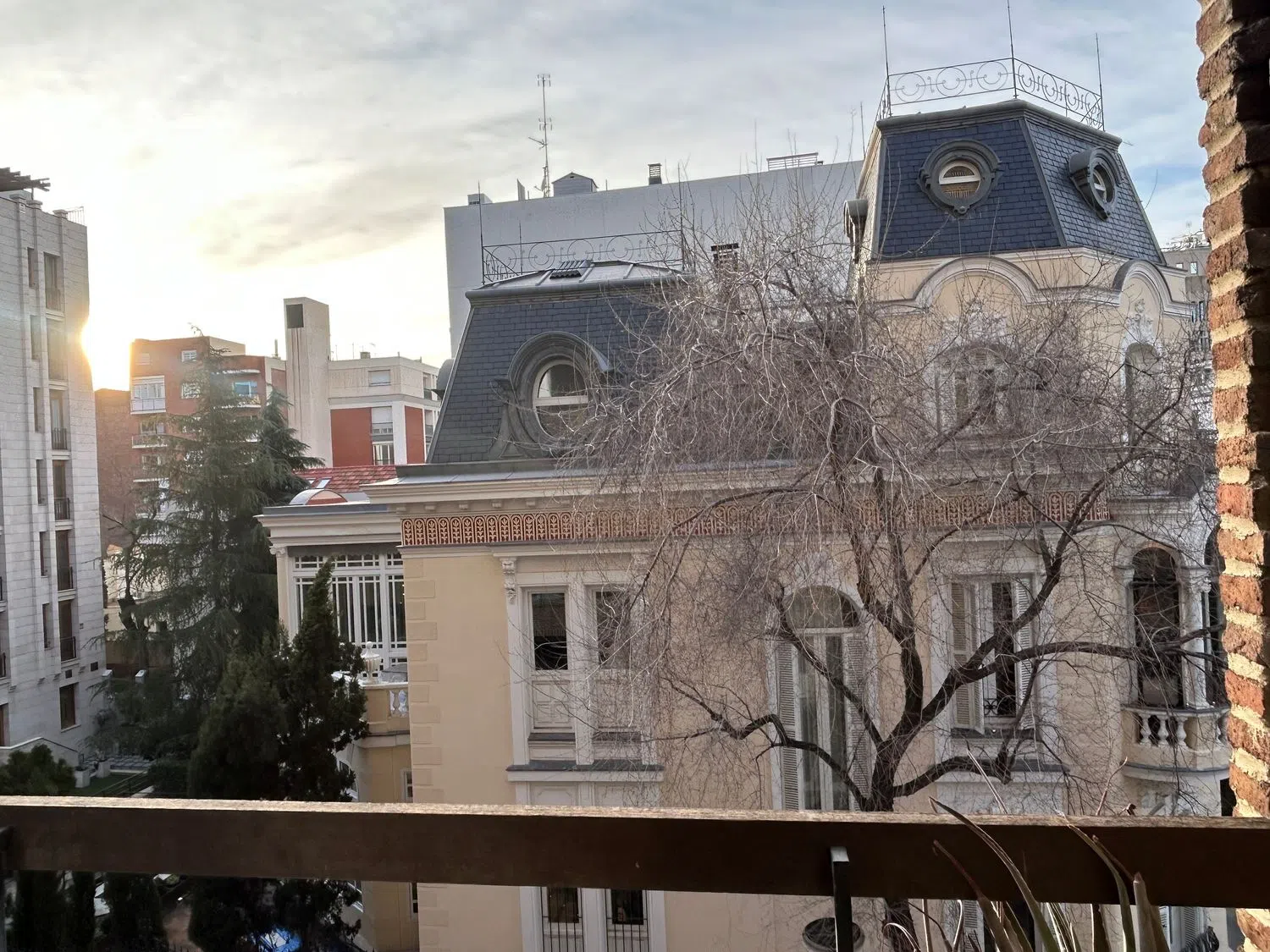 Piso en calle de José Ortega y Gasset - Foto 1