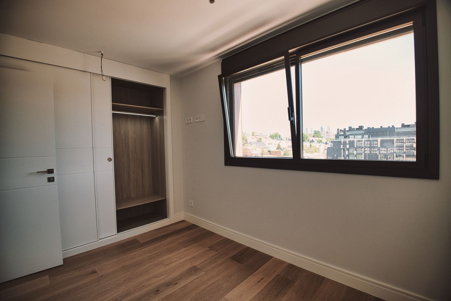 Piso en calle de Javier Tusell, 3 - Foto 2