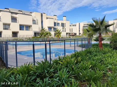 Estudio en avenida de los Montes de Oca, 22