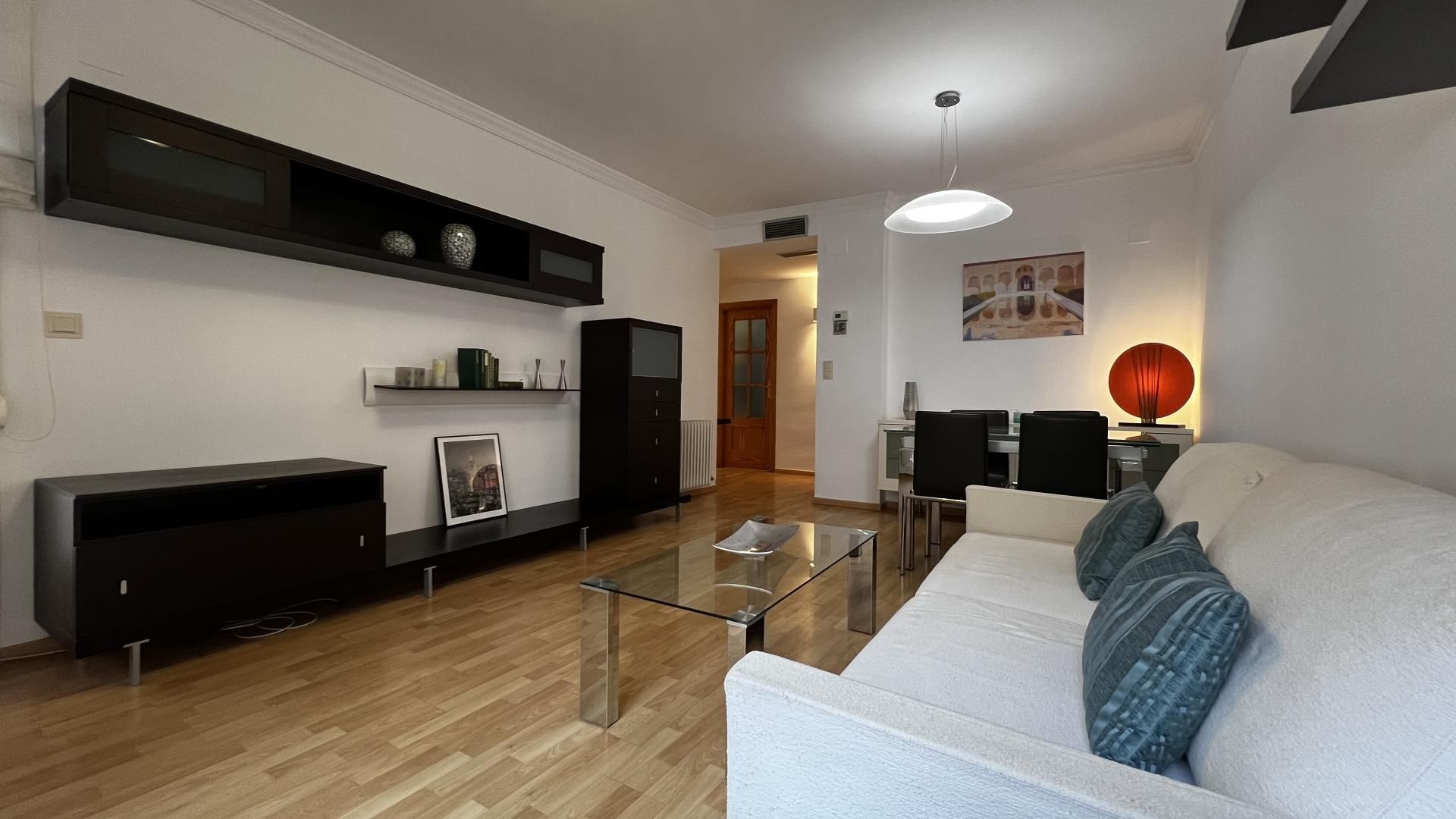 Piso en  Calle Saeta 10