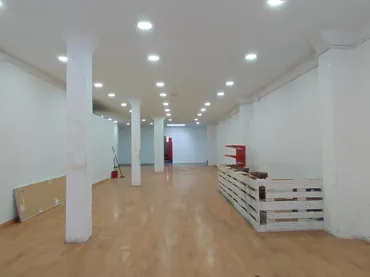 Local comercial en Sabadell - Foto 3