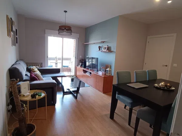 Piso en avenida del Oeste, 27