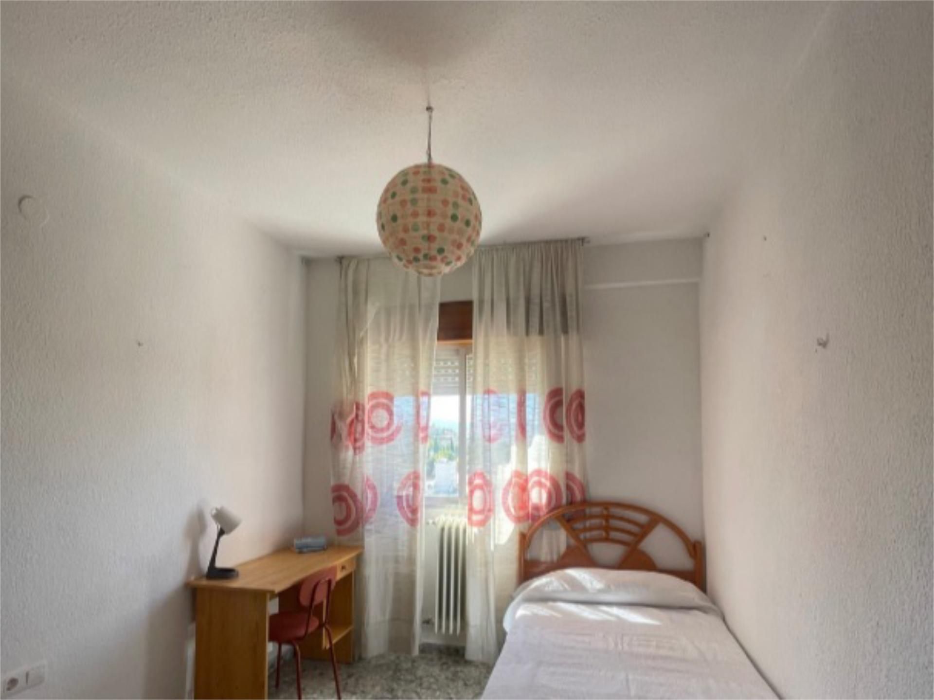 Piso en  Calle Gutierre Tibón 21 - Foto 6