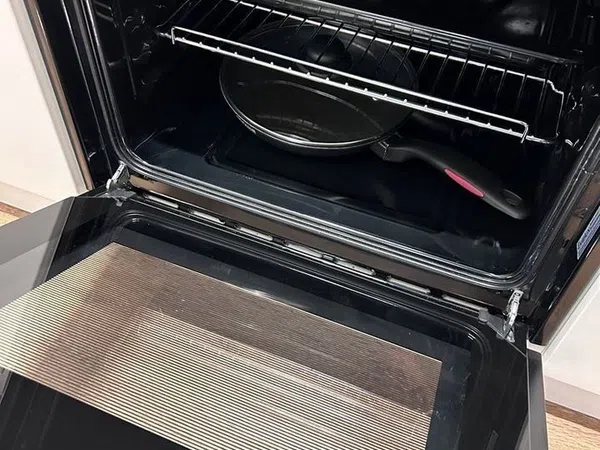 Piso en C. Reyes Católicos, 23 - Foto 5