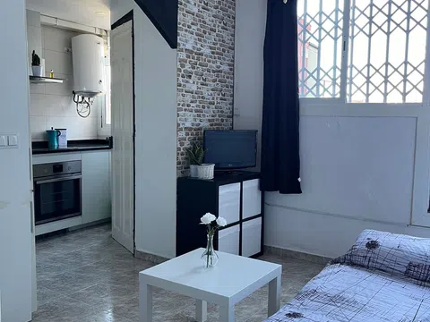 Estudio en calle d'Alí Bei, 67