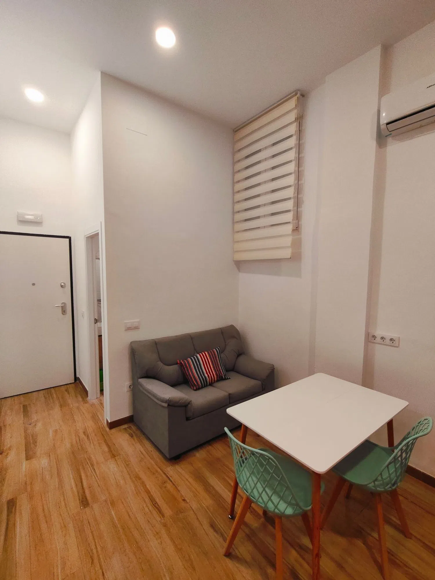 Estudio en calle Enrique Granados, 10 - Foto 7