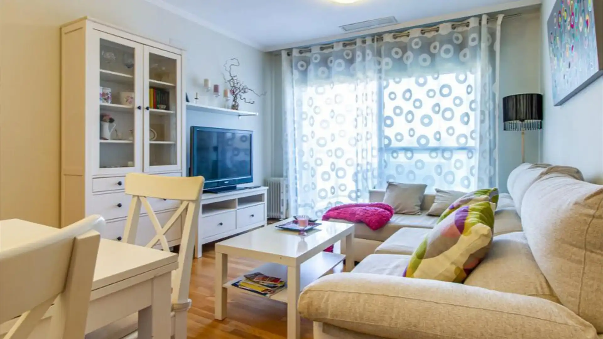 Piso en  Carrer Pintor Sorolla 8 - Foto 2