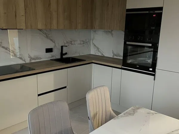 Piso en avenida Benito Perez Galdos, 64 - Foto 4