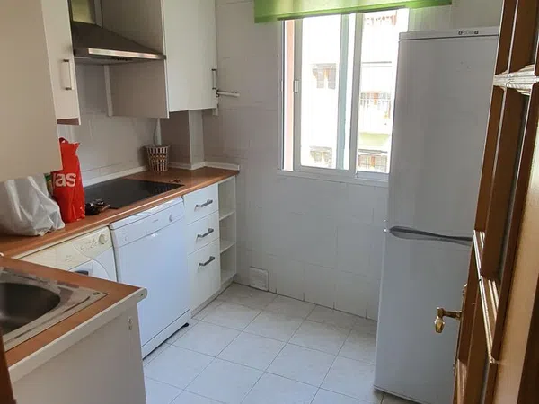 Piso en Nueva de la Virgen, 5, Figares, Figares - Foto 3
