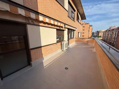 Piso en calle de Boadilla del Camino, 3