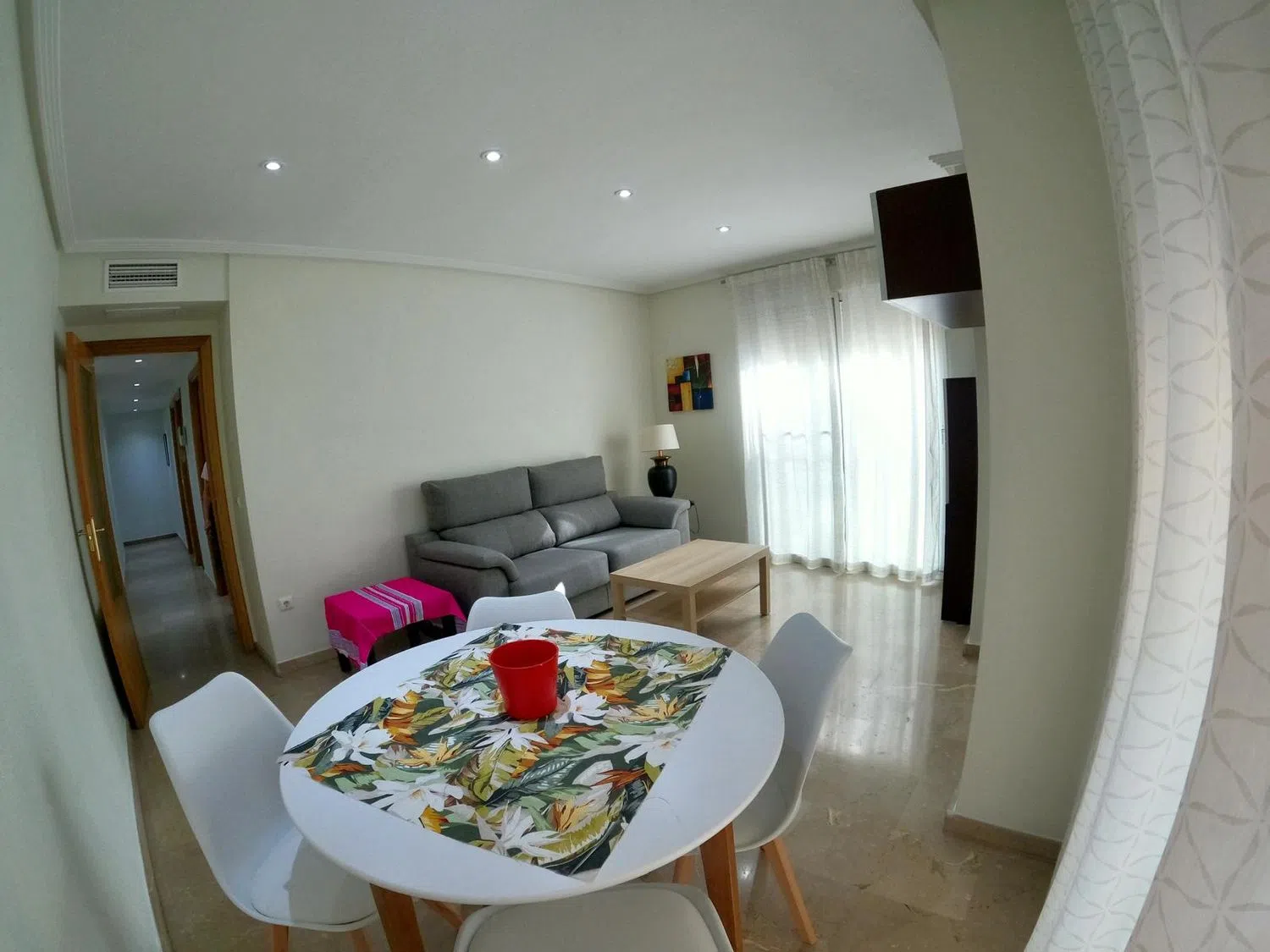 Piso en avenida Don Juan de Borbon, 52 - Foto 1