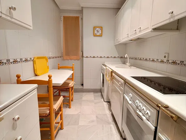Piso en Avenida Severo Ochoa, 20, Playa Bajadilla-Puertos - Foto 8