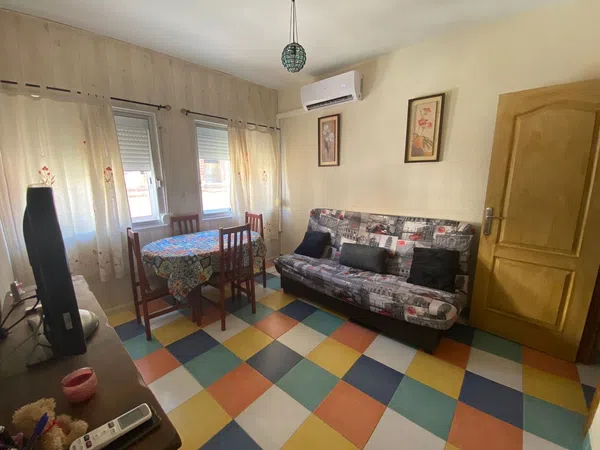Piso en avenida de Hernán Cortés, 86