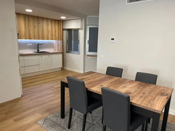 Piso en Avenida Maisonnave, 9 , 2, Ensanche-Diputación - Foto 1