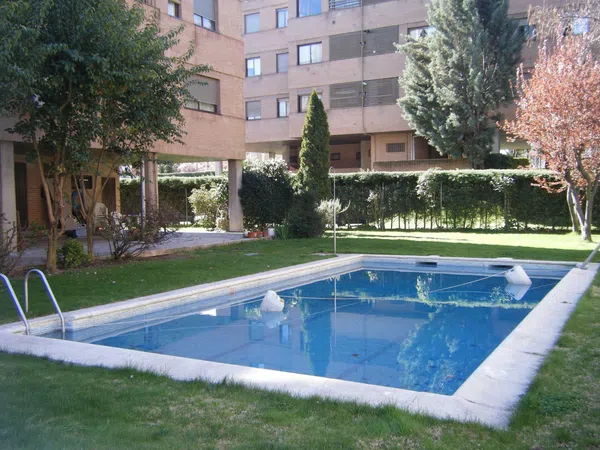 Dúplex en calle Pilar Cavero, 1