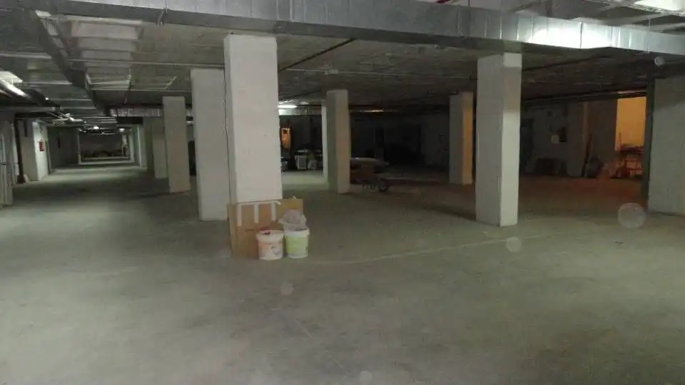 Local comercial en  Calle Alfa - Foto 7