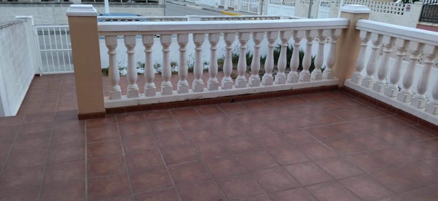 Chalet adosado en Les Palmeres - Foto 6