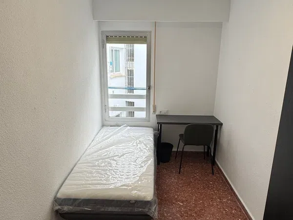 Piso en Calle de Dolores Marqués, 9 - Foto 8